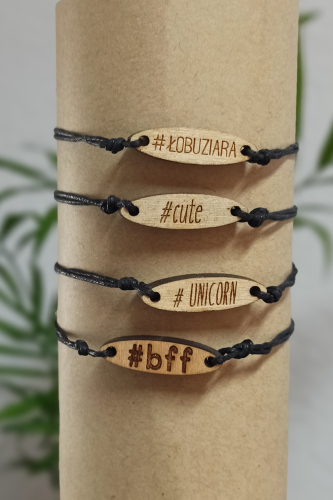 Bransoletki drewaniane - hasztagi.png