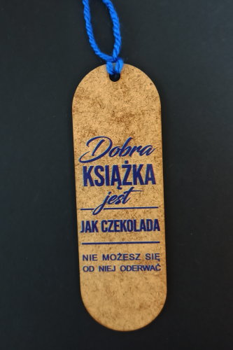 Zakładka do książki - dobra książka jest jak czekolada.png